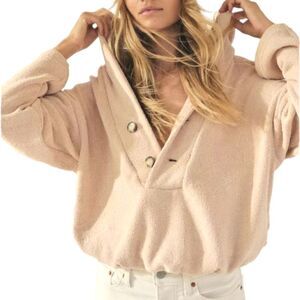 Free People Beach Bino Pullover Womens Small Beige Two Button Soft Comfy Cozy